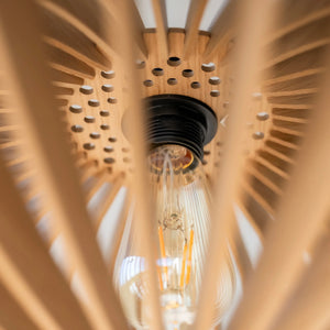 Suspension en bois Hēmn