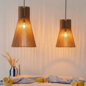 Suspension en bois Lysā