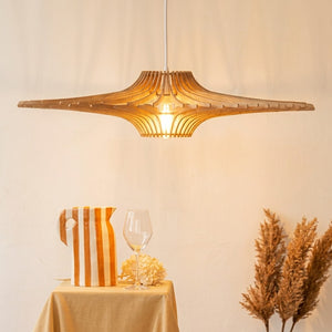 Suspension en bois Tānd